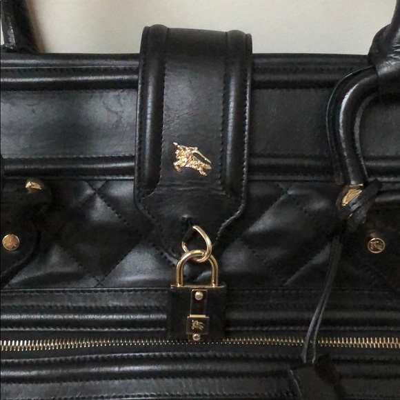🌟SOLD🌟Auth Burberry shoulder bag - Picture 2 of 8
